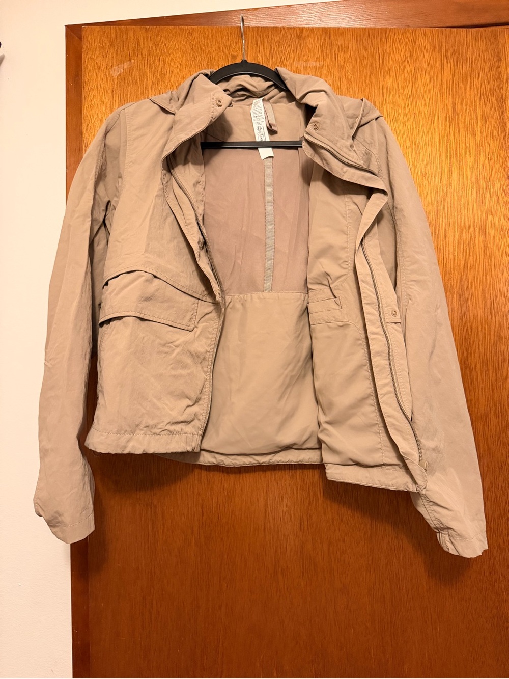 Lululemon windbreaker rain jacket